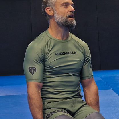 Rashguard Essential Vert - Manches Courtes